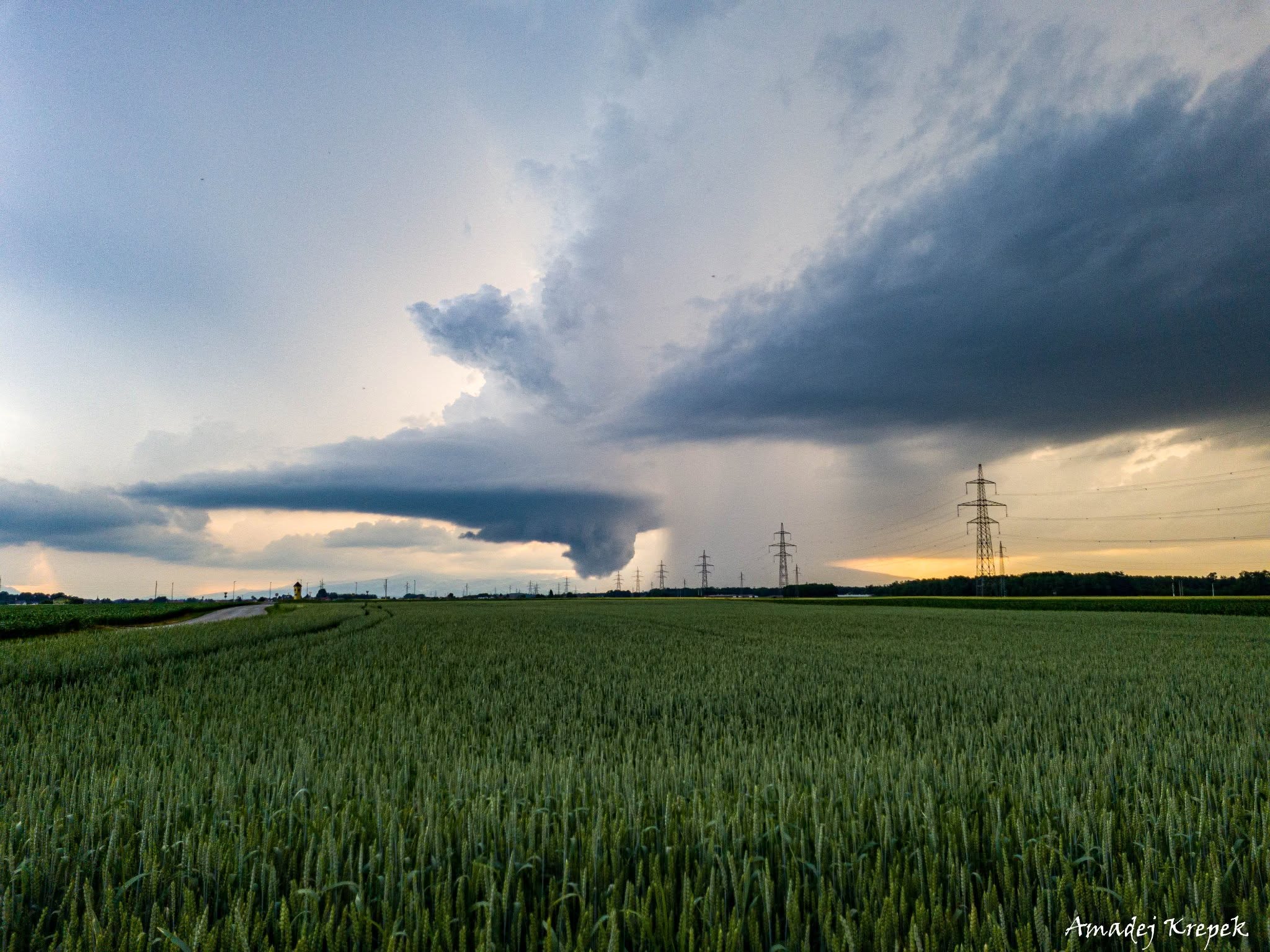 Supercell storm over Dravsko Polje, Slovenia, 6 June 2022